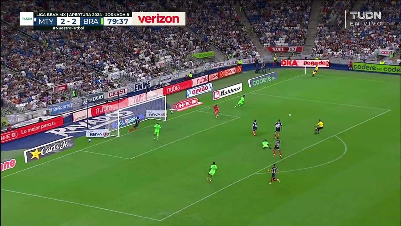 ¡TIRO ATAJADO! disparo por Diego Valoyes.