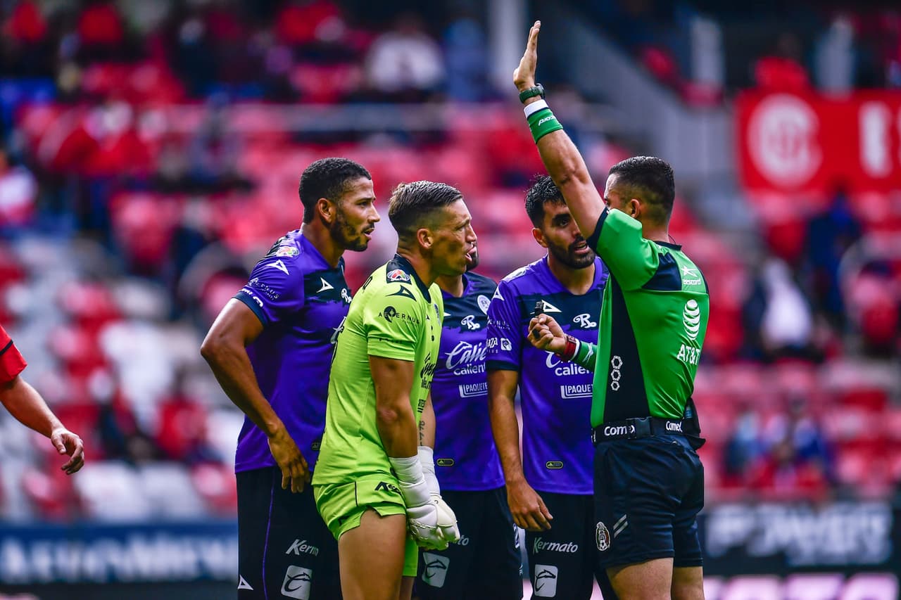 Ian González se estrena con el Toluca en el vibrante empate 2-2 frente a Mazatlán.