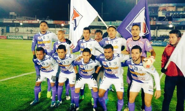 Suchitepéquez deja escapar el triunfo en casa pero se mantiene en la punta