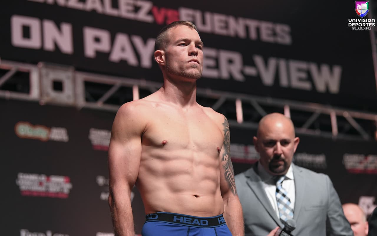 Brandon Cook y Jaime Munguía libraron la báscula con 153.2 y 154.0 libras, respectivamente. Munguía expondrá su cetro mundial superwélter del OMB.