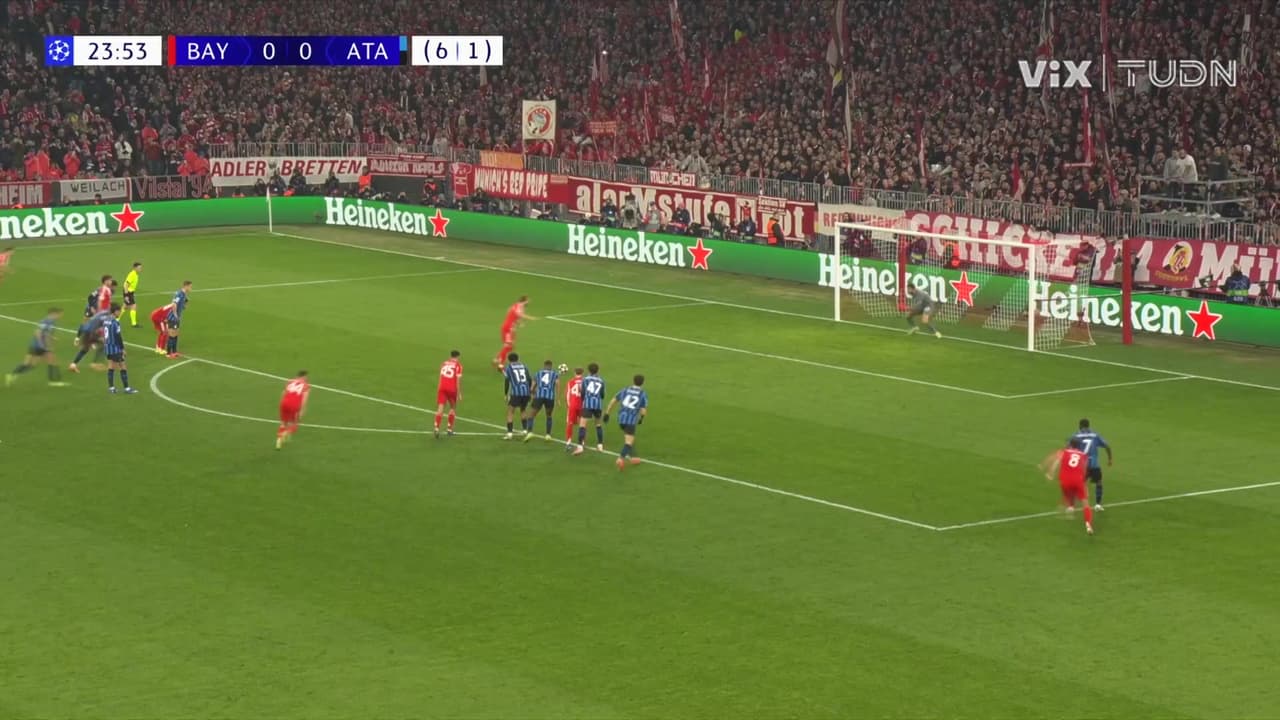 ¡Harry Kane falla desde los once pasos! Pero el penal se va a repetir por esto