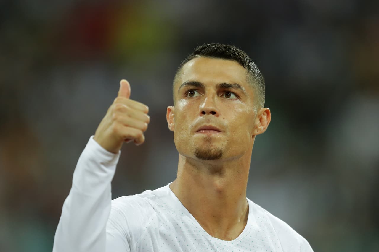 El movimiento de Cristiano Ronaldo del Real Madrid a Juventus queda empatado en tercer lugar con 123 millones de dólares invertidos, en 2018.