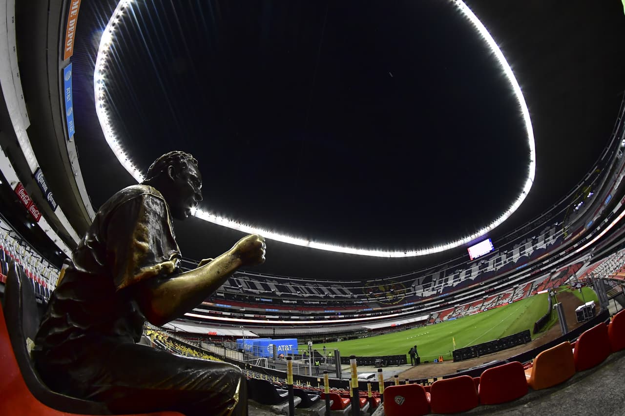 Simpre incondicional a las Águilas del América en el majestuoso Estadio Azteca, esta es la emotiva y llamativa historia de 'Nachito', la estatua de bronce que aprecia todos los partidos en este recinto.