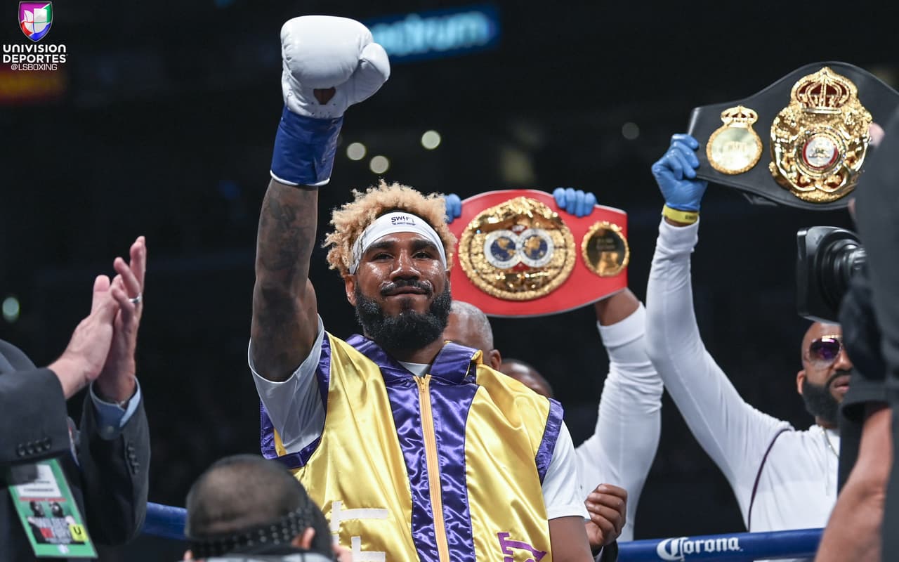 Jarrett Hurd no tuvo problemas para dominar a Jason Welborn, quien a pesar de su gran corazón terminó noqueado en el tercer episodio. Lo más relevante de la pelea fue el reto que Jermell Charlo, monarca superwélter del CMB, le lanzó arriba del ring durante la clásica entrevista al ganador