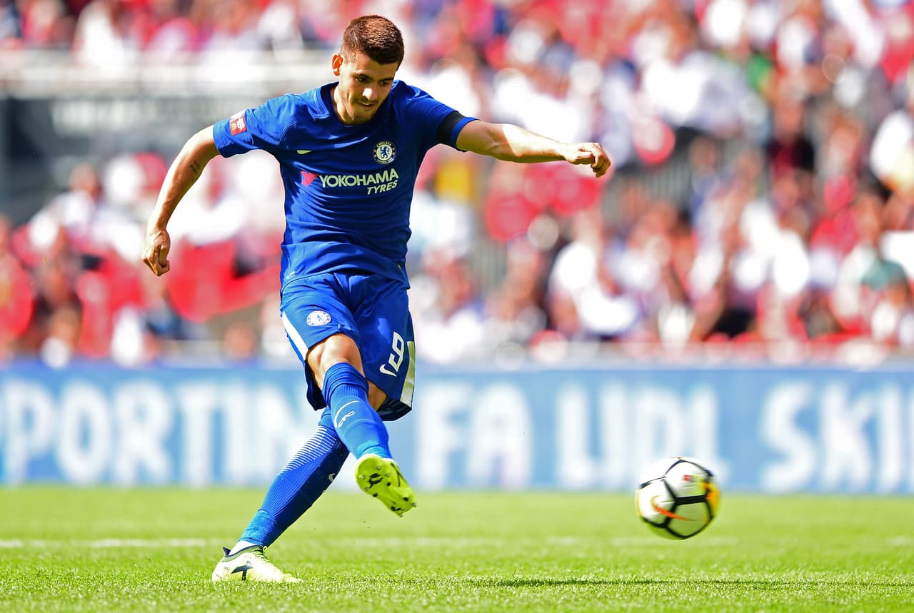 El Chelsea hizo el esfuerzo de poner 60 millones por el goleador español Álvaro Morata, quien en el Real Madrid era suplente.