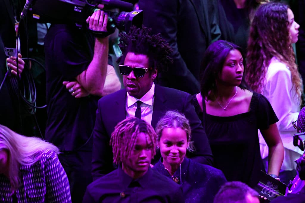 Así se vivió la ceremonia 'Celebrando la Vida' para Kobe Bryant y para su hija Gigi Bryant. Celebridades, atletas, fanáticos y mucho talento se dieron cita en el Staples Center para despedir a una leyenda del basketball y a su pequeña.