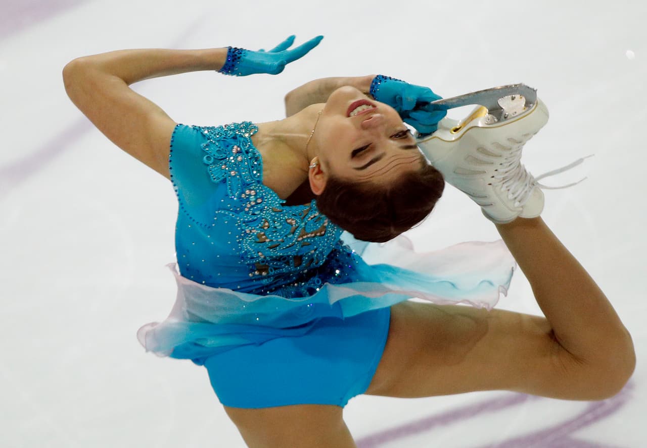 La elasticidad, la fuerza y la coordinación se mezclan con la belleza y la sensualidad propia de las mujeres durante las competencias de patinaje artístico, que tuvieron una nueva cita Grand Prix de Figuras en Francia.