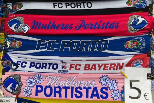 Pero los elementos que venden son de primera línea y abastecen a equipos como el Real Madrid, el Manchester United, Chelsea, Sevilla y Lyon por mencionar algunos.