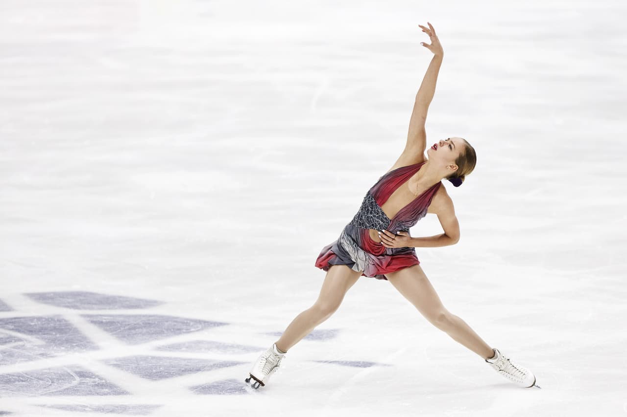 Los atletas tienen que interpretar con su cuerpo una pieza musical que suena durante su presentación, por lo que deben mezclar físico y ritmo.