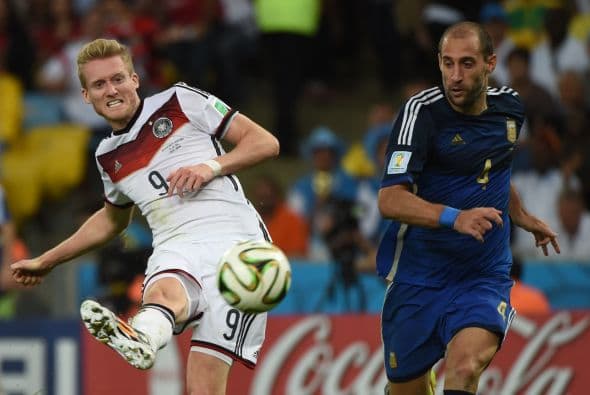 No podía faltar Alemania en nuestra lista, el jugador que más incrementó su valor del campeón fue André Schürrle, el delantero paso de 21.1 a 28.3 mde, un aumento de 34%.