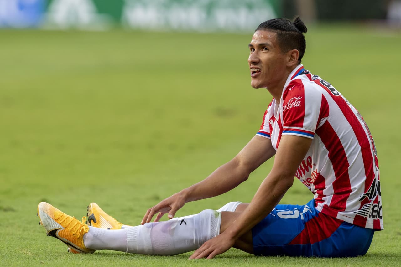 De cara a la fiesta grande del futbol mexicano, aparecieron Zaldívar y Vega para darle el triunfo al Rebaño. | Hurtado (36’) adelantó a los Rayados. Zaldívar (81’) emparejó los cartones y Vega, con tremendo golazo, le dio vuelta al juego. Angulo (90+4’) hizo el último de Chivas.