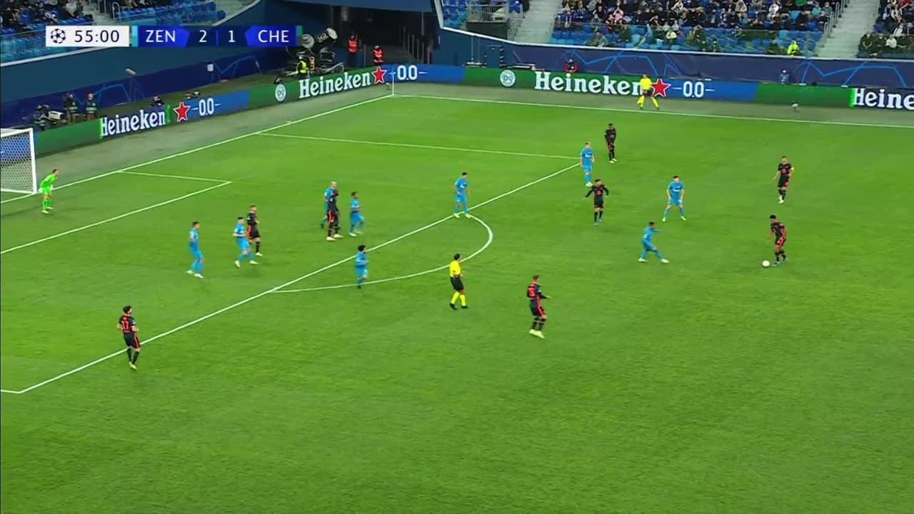 ¡TIRO ATAJADO! disparo por Saúl Ñíguez.