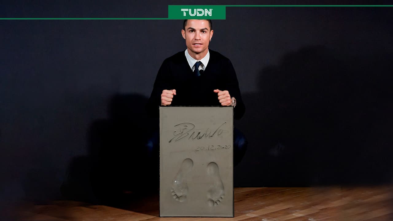 Cristiano Ronaldo es reconocido con el Golden Foot por trayectoria