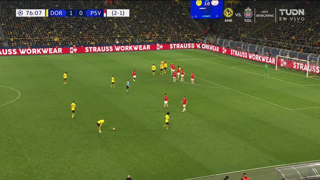 ¡GOL!  anota para Borussia Dortmund. Niclas Füllkrug