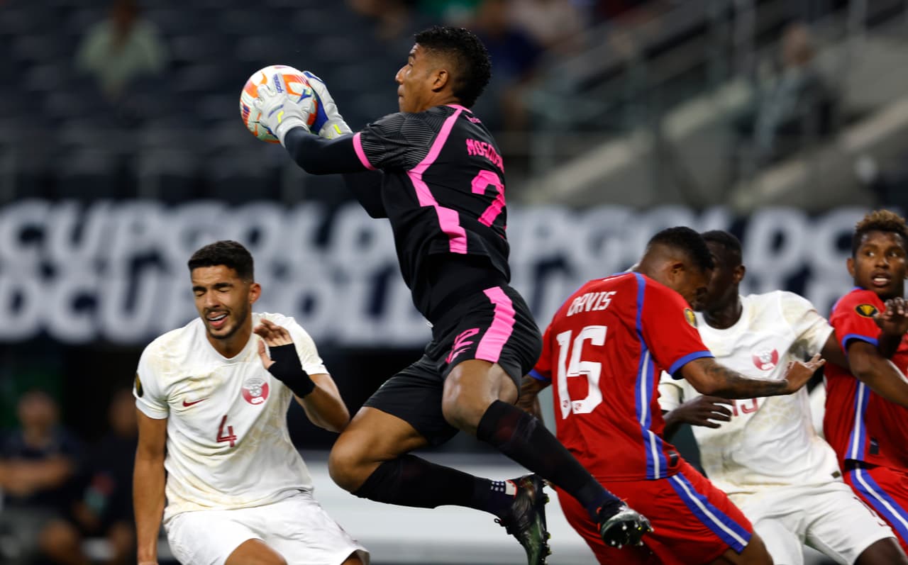 Panamá goleó a Catar en los Cuartos de Final de la Copa Oro con tres goles de Ismael Díaz.