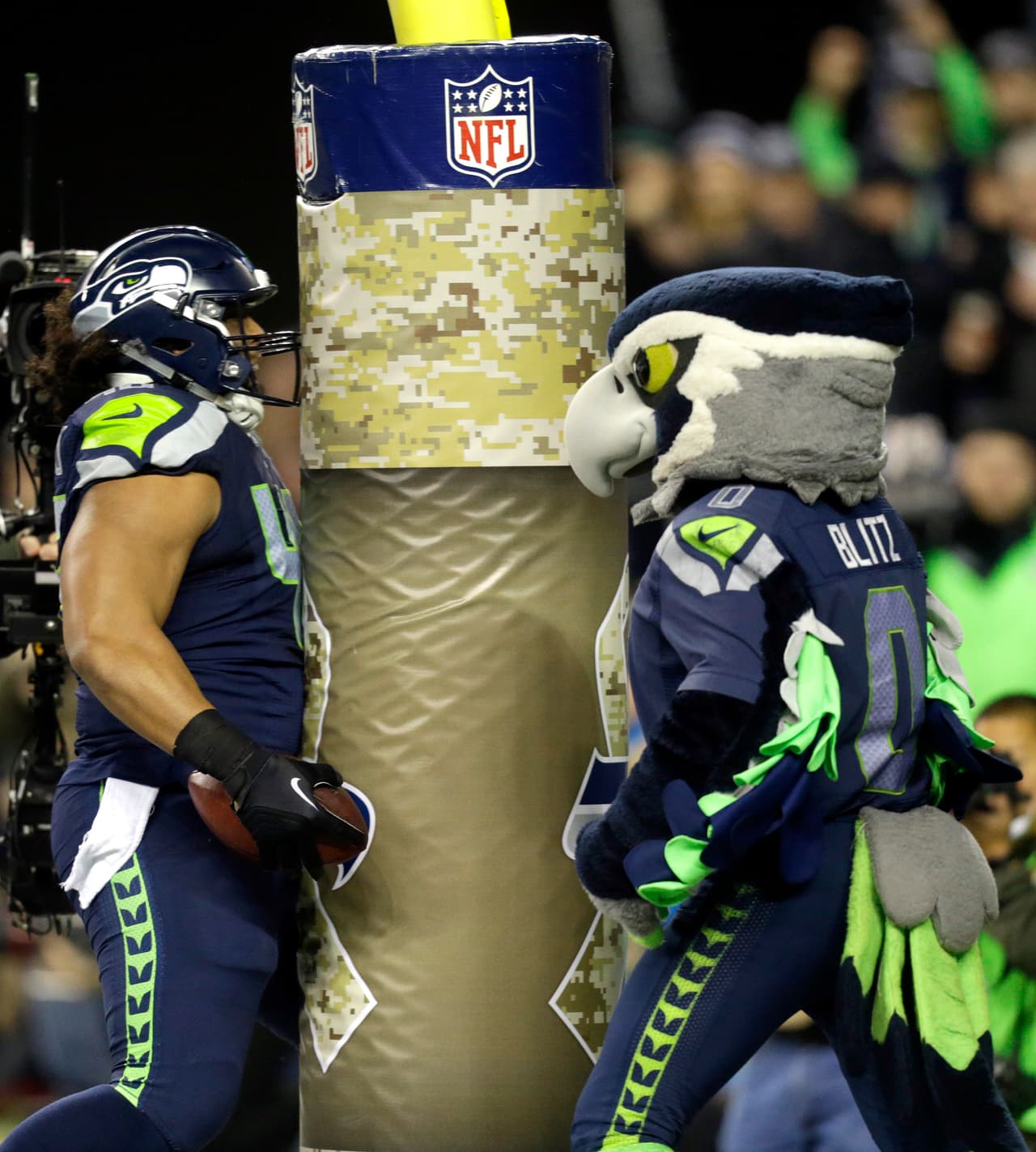 Los Cardinal salieron avantes del duelo ante los Seahawks 39-32. ¡Checa las mejores tomas del duelo plumífero!