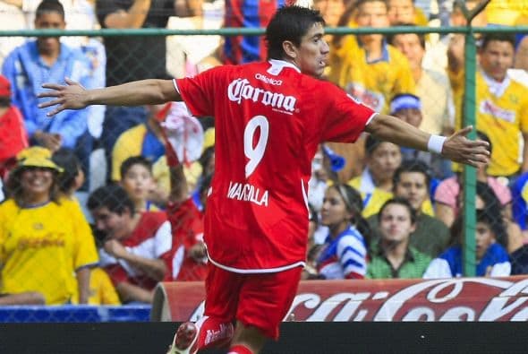 El chileno Hector Mancilla tuvo dos Torneos impecables. En el Clausura 2009 se despachó con 14 y repitió en el Apertura 2008 con 11. Siempre jugando con el Toluca, fue el que más se encontró con el gol.