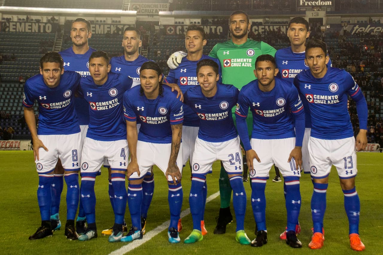 Con estos hombres formó Cruz Azul: Allison, Cota, Silva, Roco, Domínguez, Salas, Peña, Mena, Montoya, Méndez y Zúñiga.
