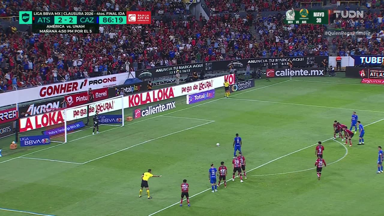 ¡GOL!  anota para Cruz Azul. Christian Ebere