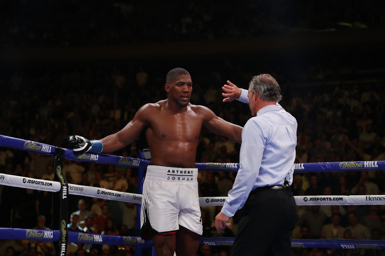 Anthony Joshua cree que la presión le hizo perder ante Ruiz Jr