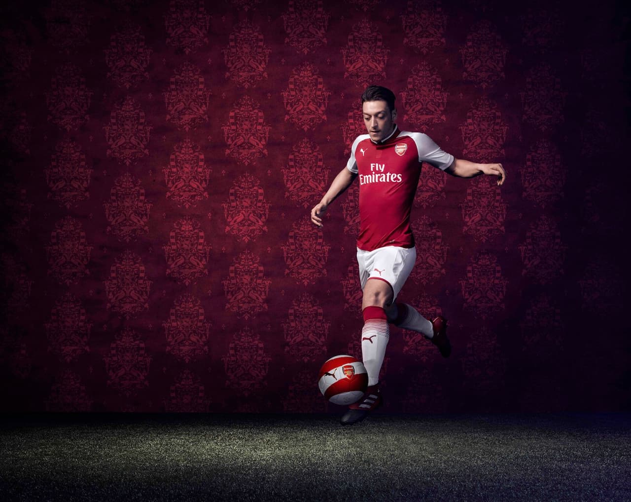 El pasado lunes se realizó el lanzamiento de la nueva equipación del Arsenal.