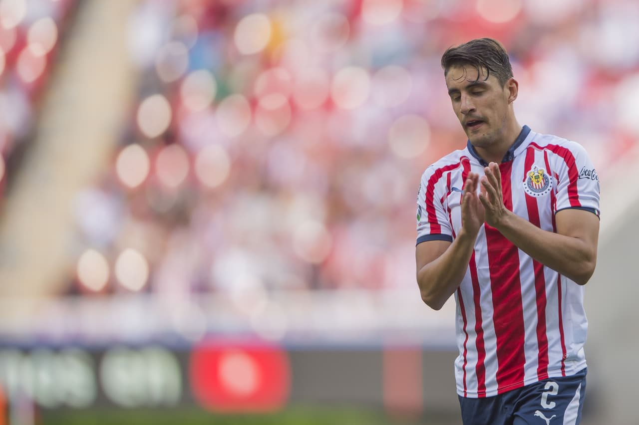 Josecarlos Van Rankin ha sido uno de los refuerzos que más ha tenido espacio en la titular de Chivas de Guadalajara y podría estar contra América.
