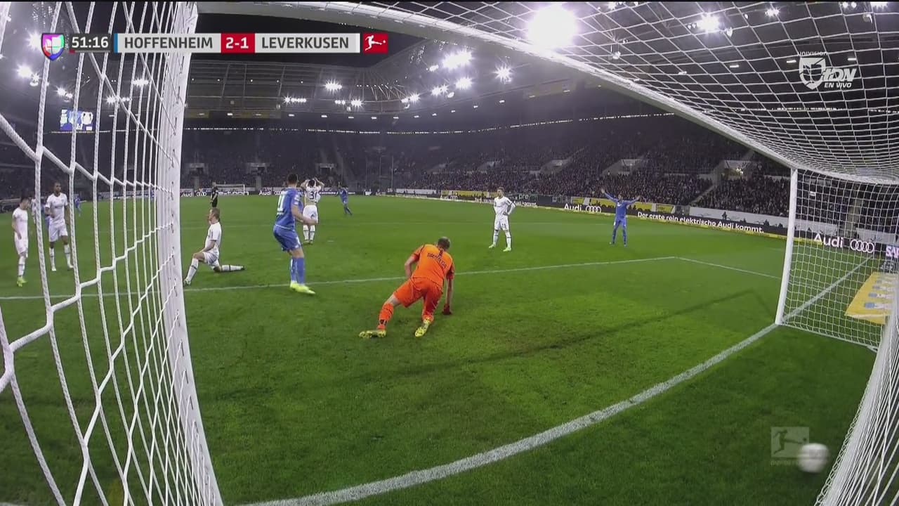 ¡Qué metidón de ‘pata’! El Hoffenheim se vuelve a ir al frente con autogol de Sven Bender