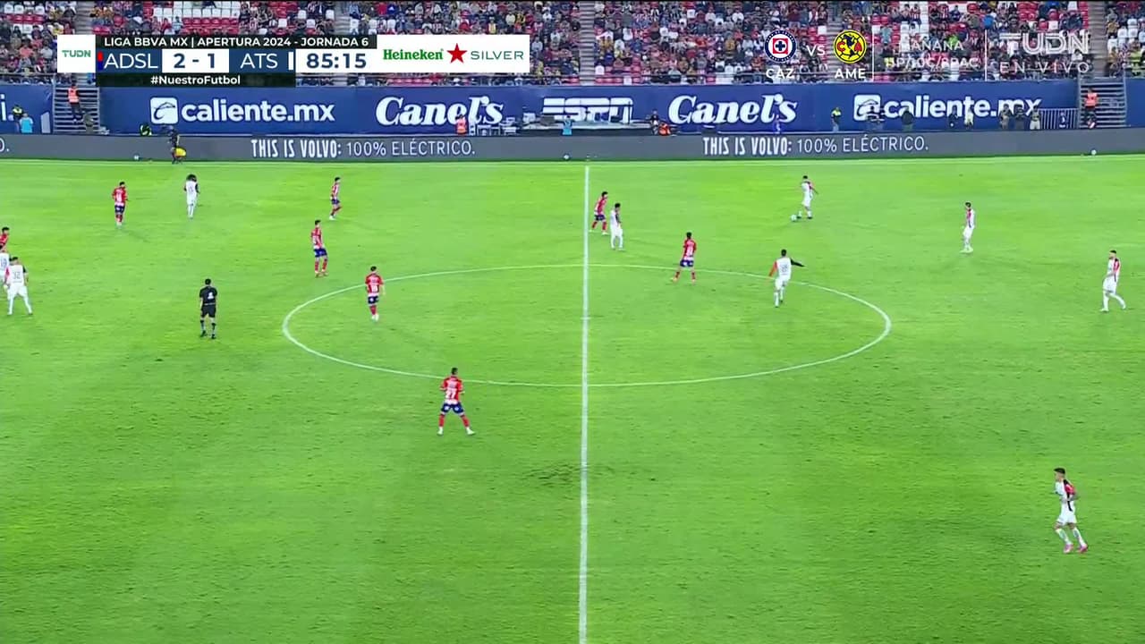 ¡TIRO ATAJADO! disparo por Benjamín Galdames.