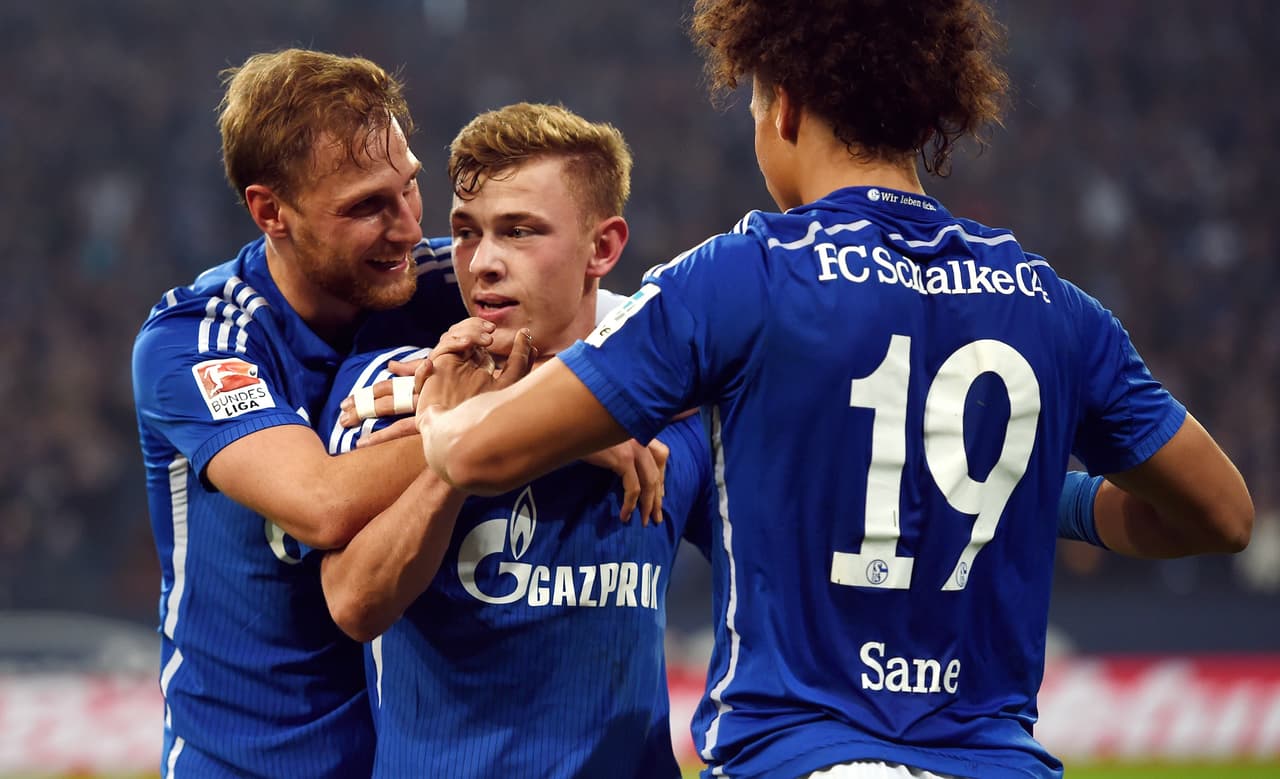 Schalke 04 también escaló una posición en la lista al incrementar un 3% su costo del año anterior para llegar a los 219,7 millones de euros.
