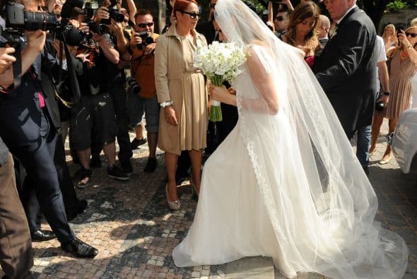 Más tarde llegó la hermosa novia, la modelo checa Alena Seredova, con quien Buffon ha tenido una relación por varios años.