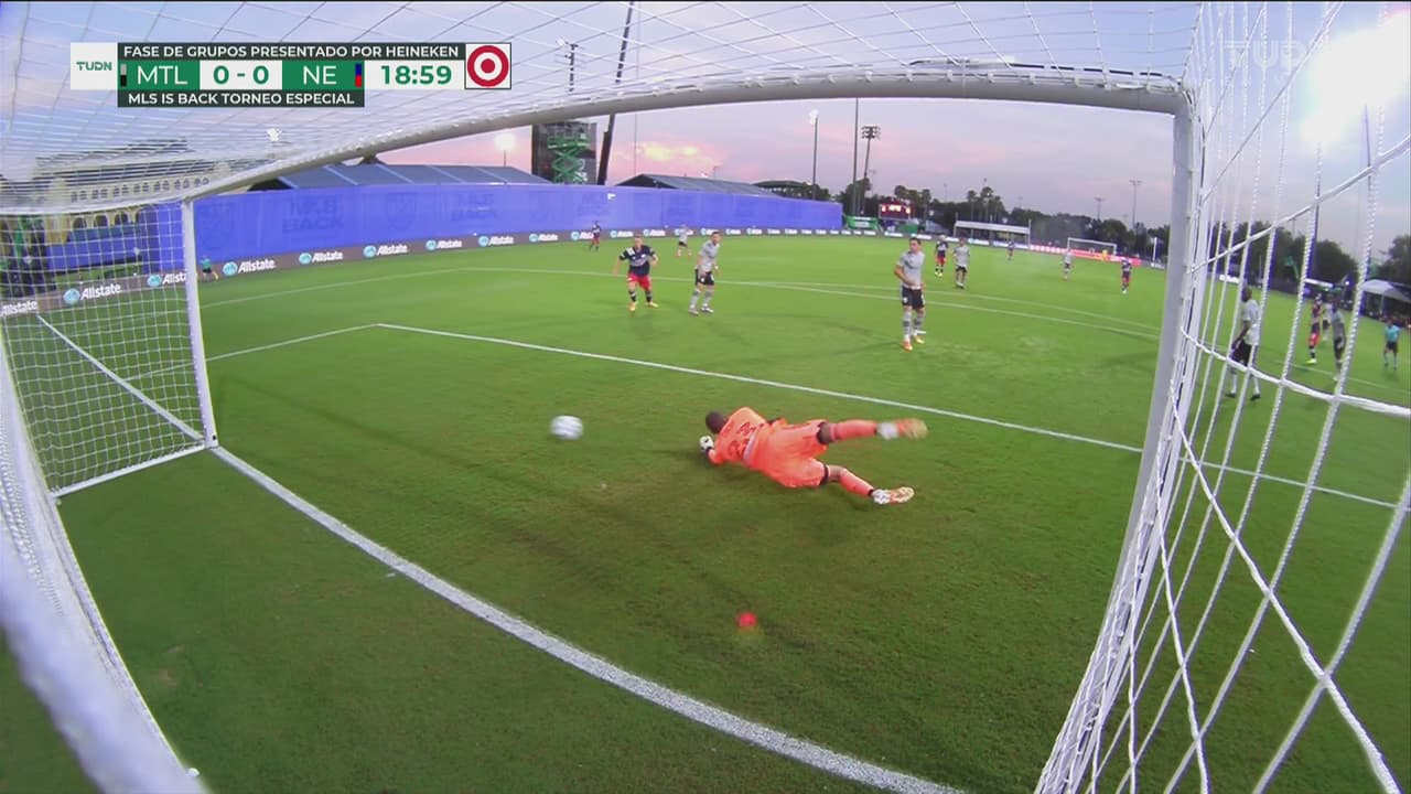 ¡Se salva Montreal Impact! Clément Diop se luce con atajadón tras disparo de Carles Gil