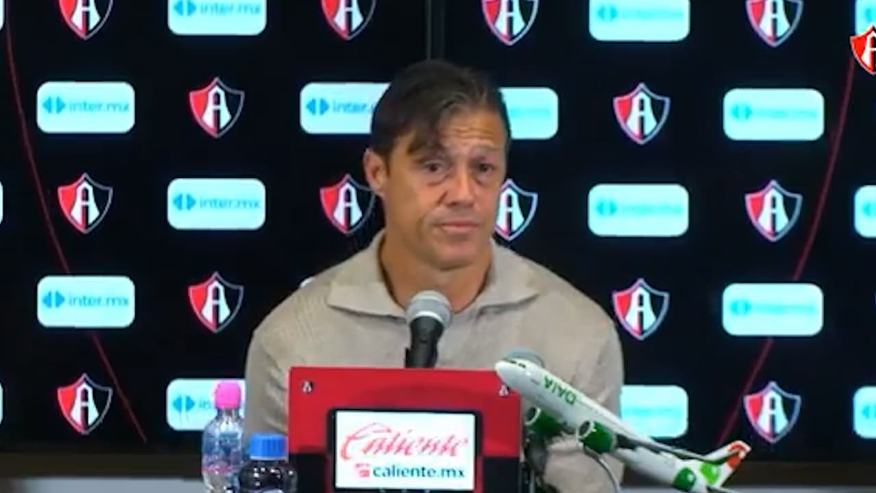 Matías Almeyda se conmueve en su regreso a Guadalajara