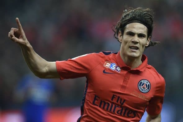 El héroe de la segunda parte fue el uruguayo Edison Cavani, que anotó al 80 y al 90 para redondear la goleada.