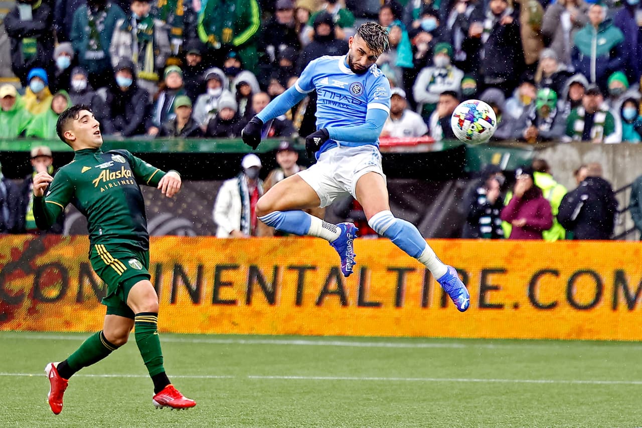 ¡Gol de NYCFC! Nadie marca a 'Taty' Castellanos para el 0-1 en Portland