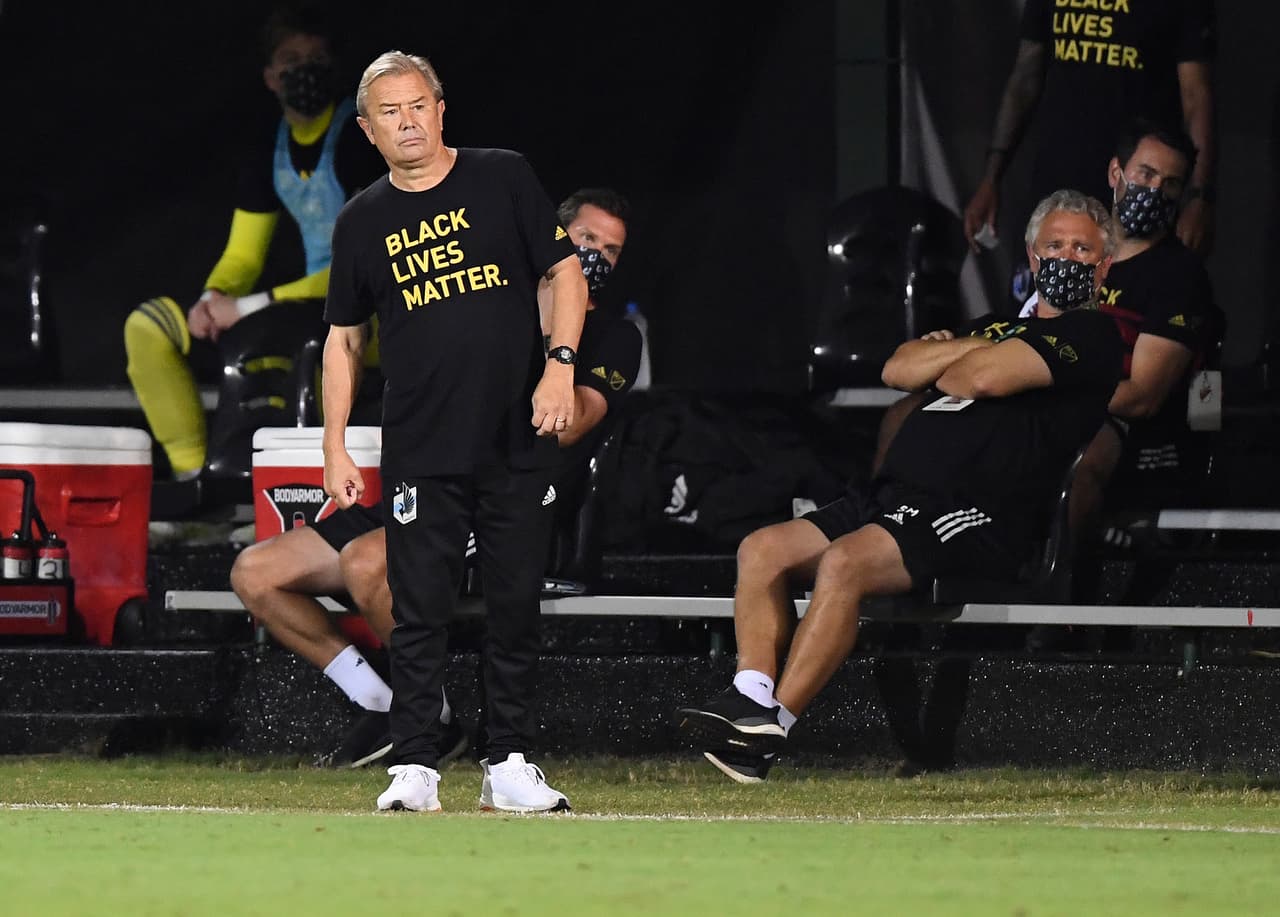 Adrian Heath, entrenador de Minnesota United FC.