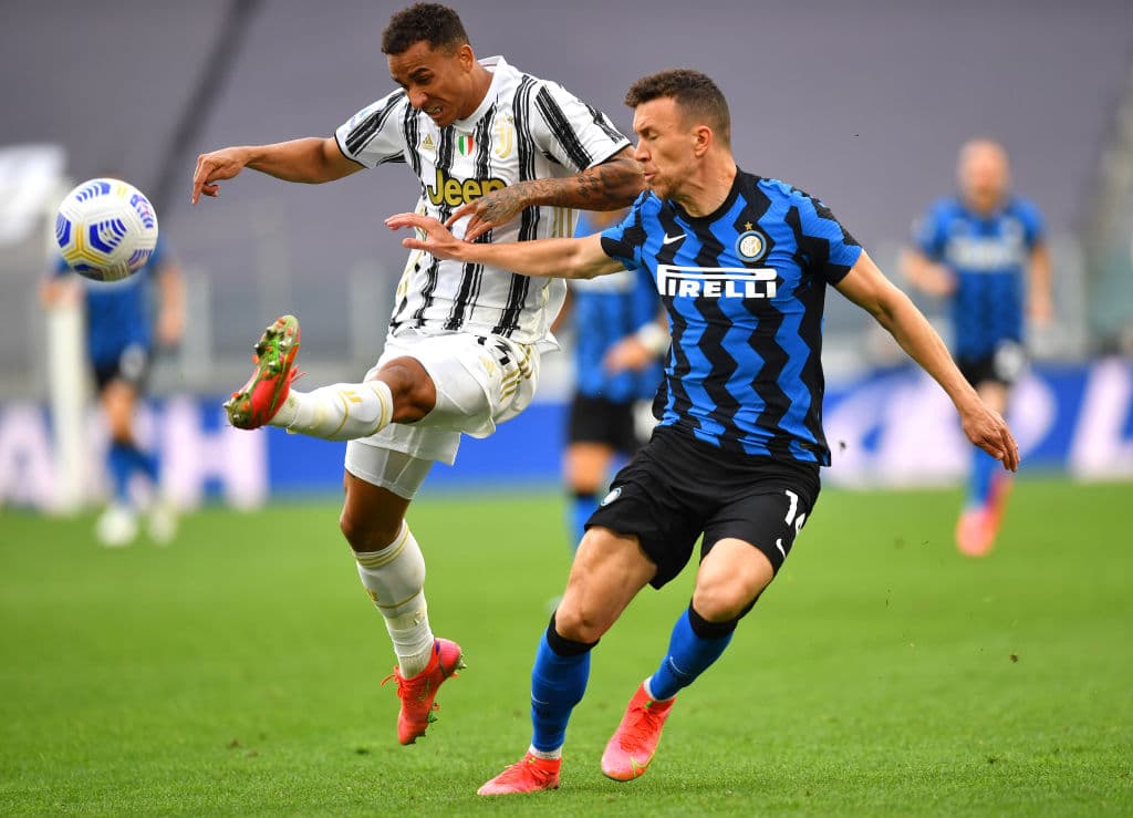 Con doblete de Juan Guillermo Cuadrado y gol de Cristiano Ronaldo, la Juventus consigue importantísimo triunfo frente al campeón.