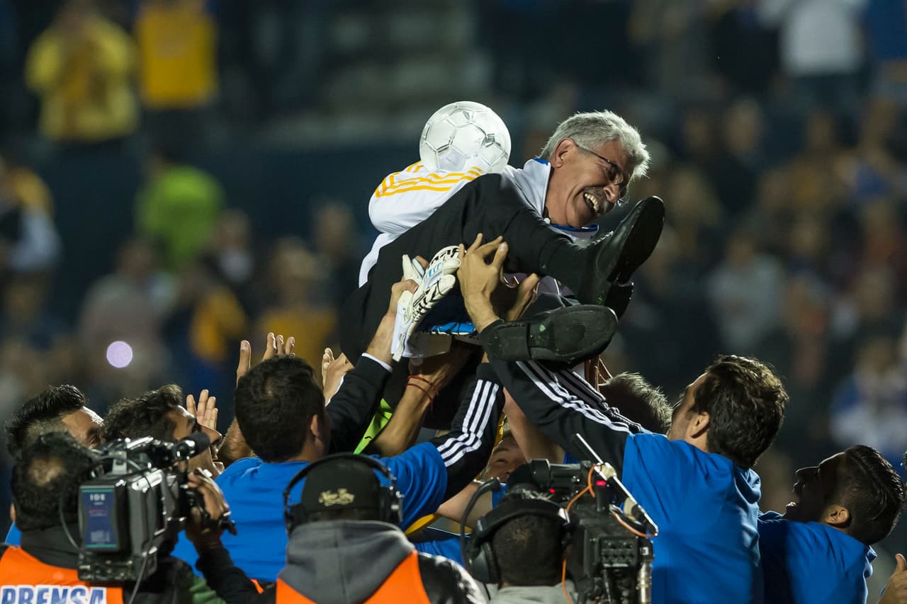 Ferretti volvió a los más alto de la dirección técnica al ser campeón con Tigres en el Apertura del 2016, contra el América dirigido por el argentino Ricardo La Volpe.