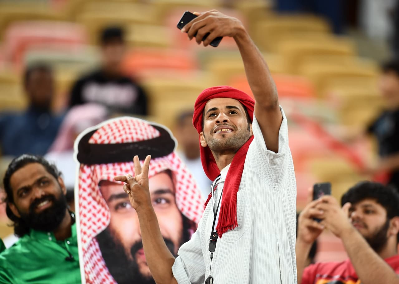 Los fanáticos de Jeddah (Arabia Saudita) se contagiaron de la fiesta de la Supercopa de Italia entre Juventus y Milán para darle un color especial al juego en el que los grandes definirán ese título.