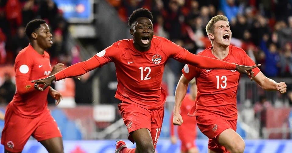 Con goles de Davies y Lucas Cavallini, el combinado de EEUU cayó 2-0 ante Canadá.