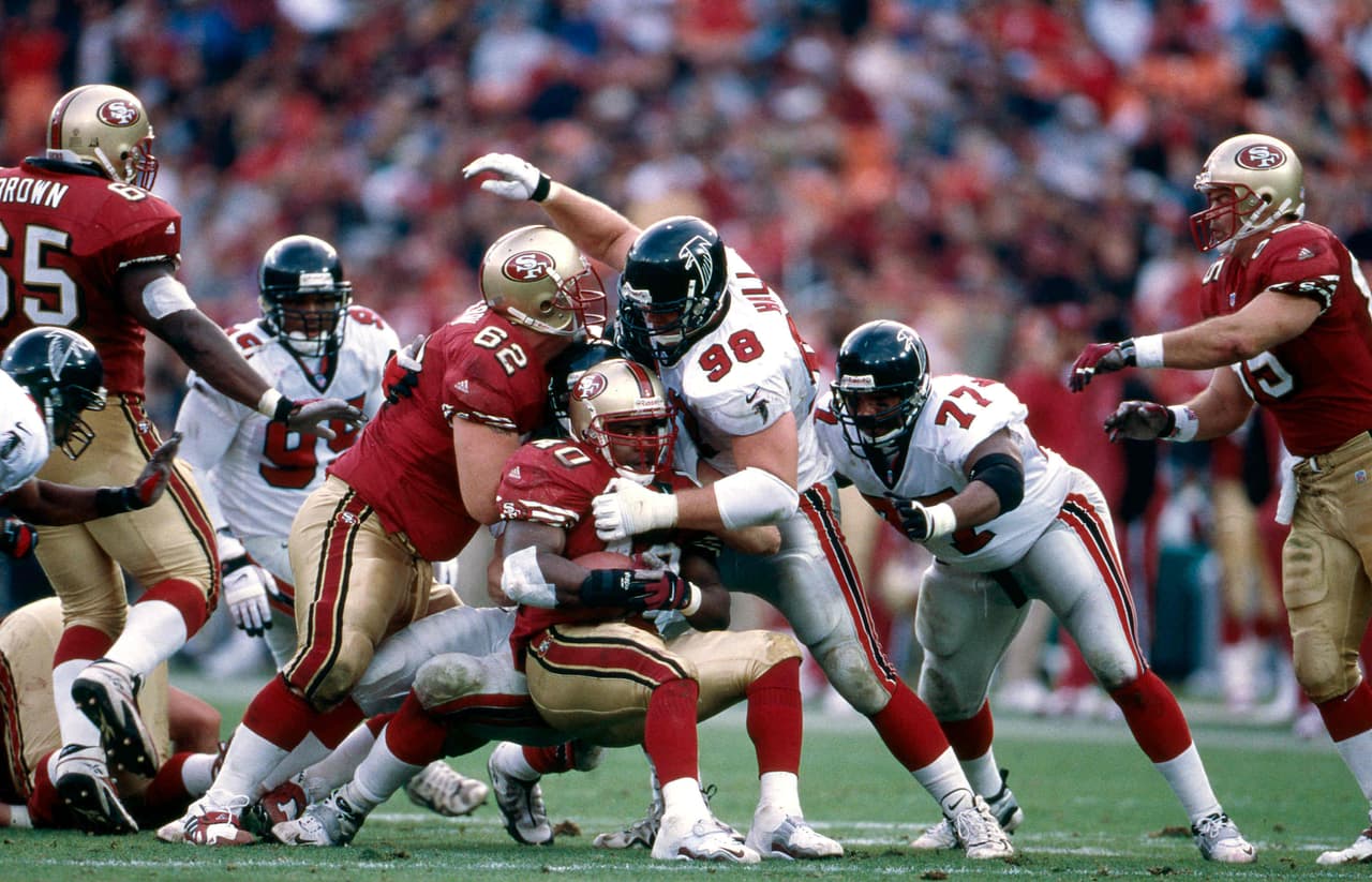 SUPER BOWL XXXIV / Georgia Dome en Atlanta Un año antes los Atlanta Falcons jugaron y perdieron el Super Bowl. Ahora lo tenían en casa y no aprovecharon, marca de 5 - 11.