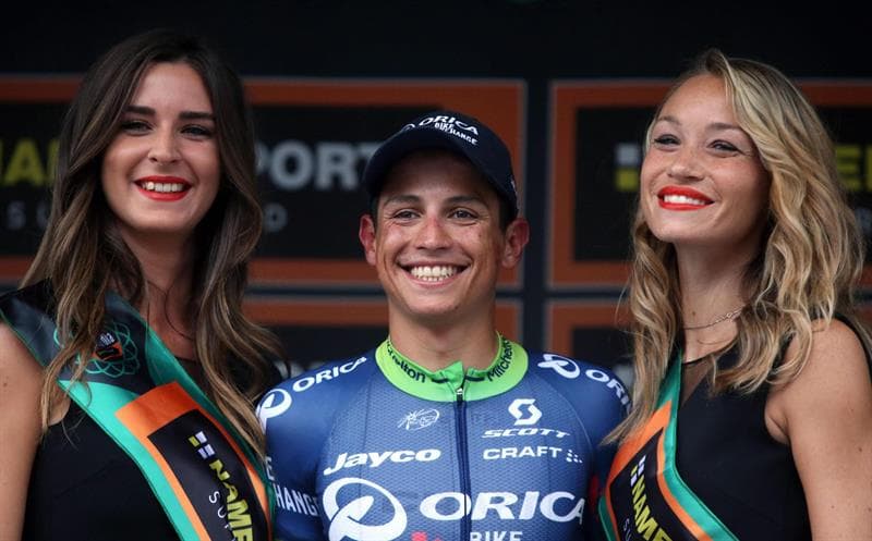 "Es un sueño increíble ganar aquí, ganar el Lombardia. Me convertí en un profesional aquí en Bergamo. Correr en Italia es especial y ganar un Monumento es un sueño para un chico como yo", afirmó un emocionado Chaves.