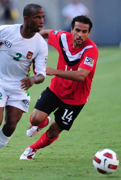 Canadá venció a Guadalupe﻿ con gol de Dwayne De Rosario en la segunda mitad.