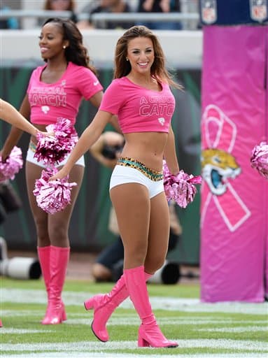 Checa lo mejor de las chicas en rosa de la NFL que apoyaron a la detección temprana del cáncer de mama.