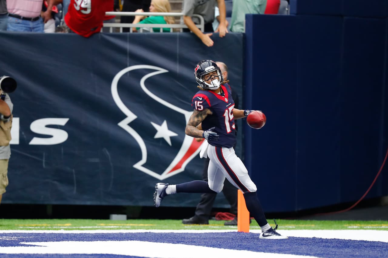Houston Texans wide receiver Will Fuller V (15) returns a punt for a touchdown during a Week 4 NFL football game against the Tennessee Titans on Sunday, Oct. 2, 2016 in Houston. The Texans beat the Titans 27-20. (Matt Patterson via AP)