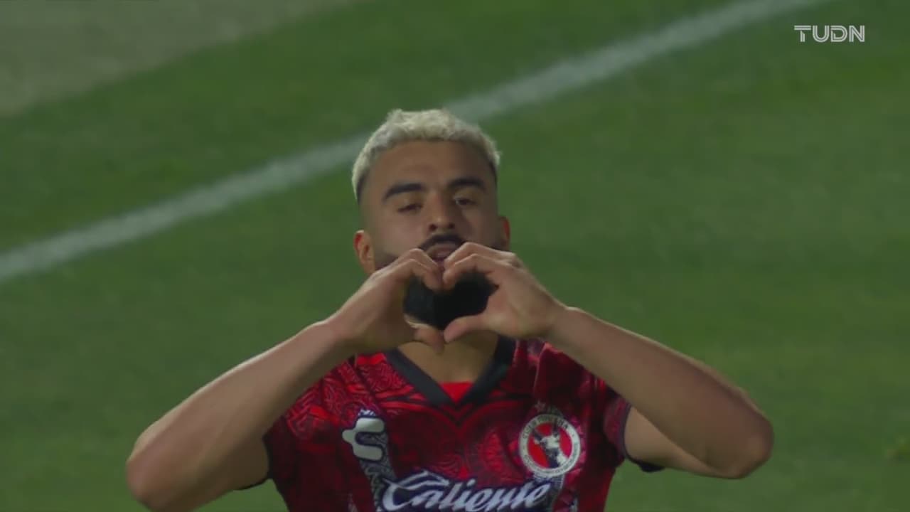 ¡Ni dejó festejar bien al Santos! Alexis Canelo saca bazucazo para el 1-1