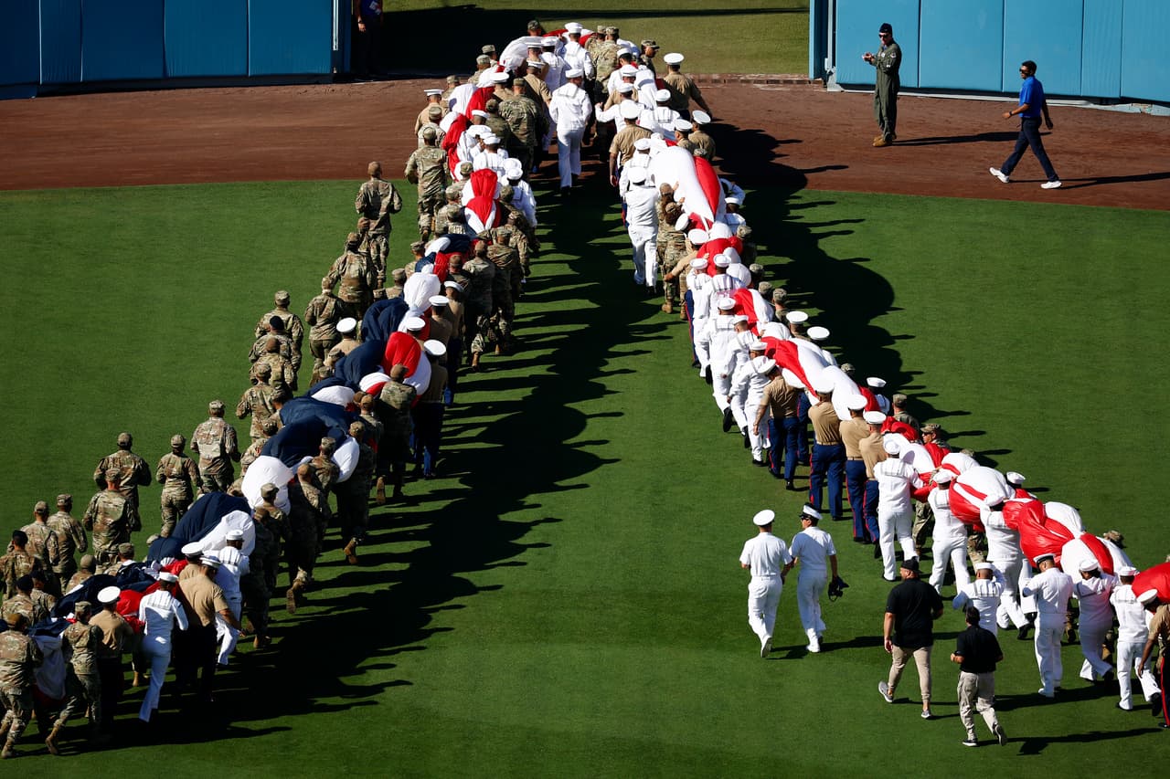 Este martes se disputó el Juego de Estrellas 2022 de la MLB en el Dodger Stadium con un colorido peculiar en una tarde despejada que vio al 'Toro' Fernando Valenzuela lanzar la primera bola del partido.