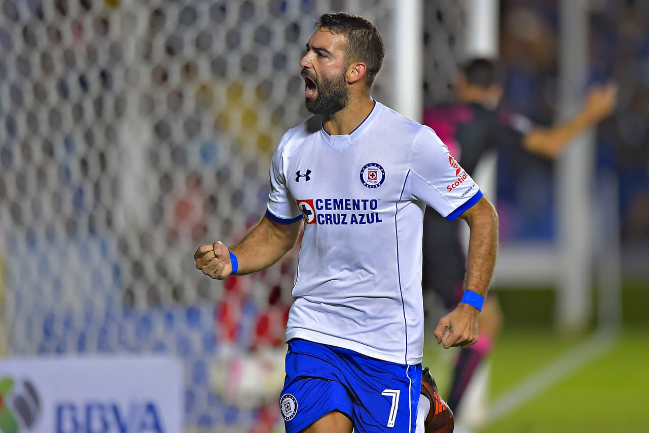 Nuevamente MArtín Cauteruccio se encargó de convertir y de darle al Cruz Azul los 3 puntos.