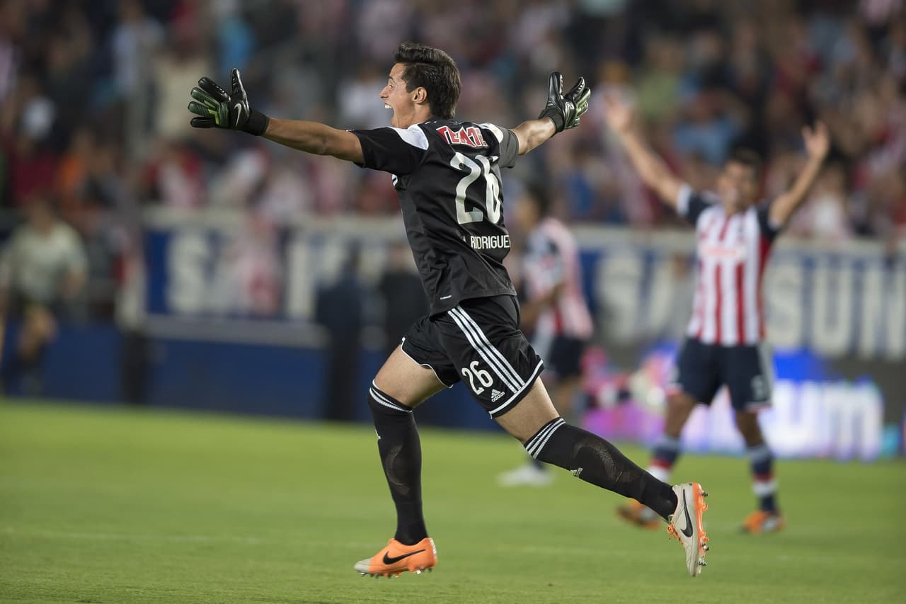 Chivas vs. Pachuca, aunque las estadísticas favorecen al Guadalajara, los Tuzos buscarán llevarse los tres puntos a domicilio en el estadio Omnilife, en un partido que acercará a la Liguilla al que se lleve la victoria.