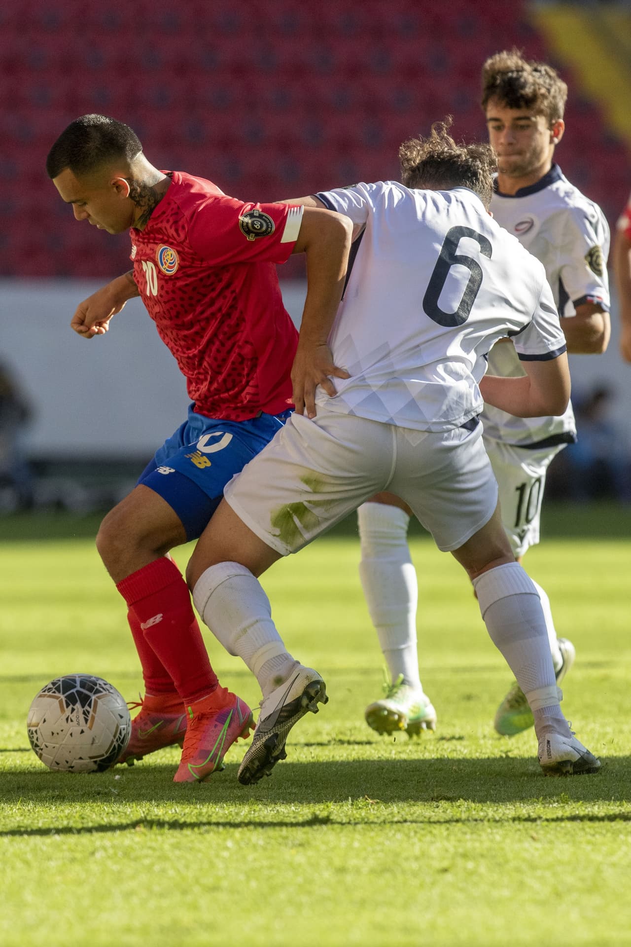 Los ticos no se tocan el corazón y consigue la tercer y más estrepitosa goleada de República Dominicana en el torneo. los dominicanos se despiden del toneo con cero puntos , un gol a favor y 13 en contra.