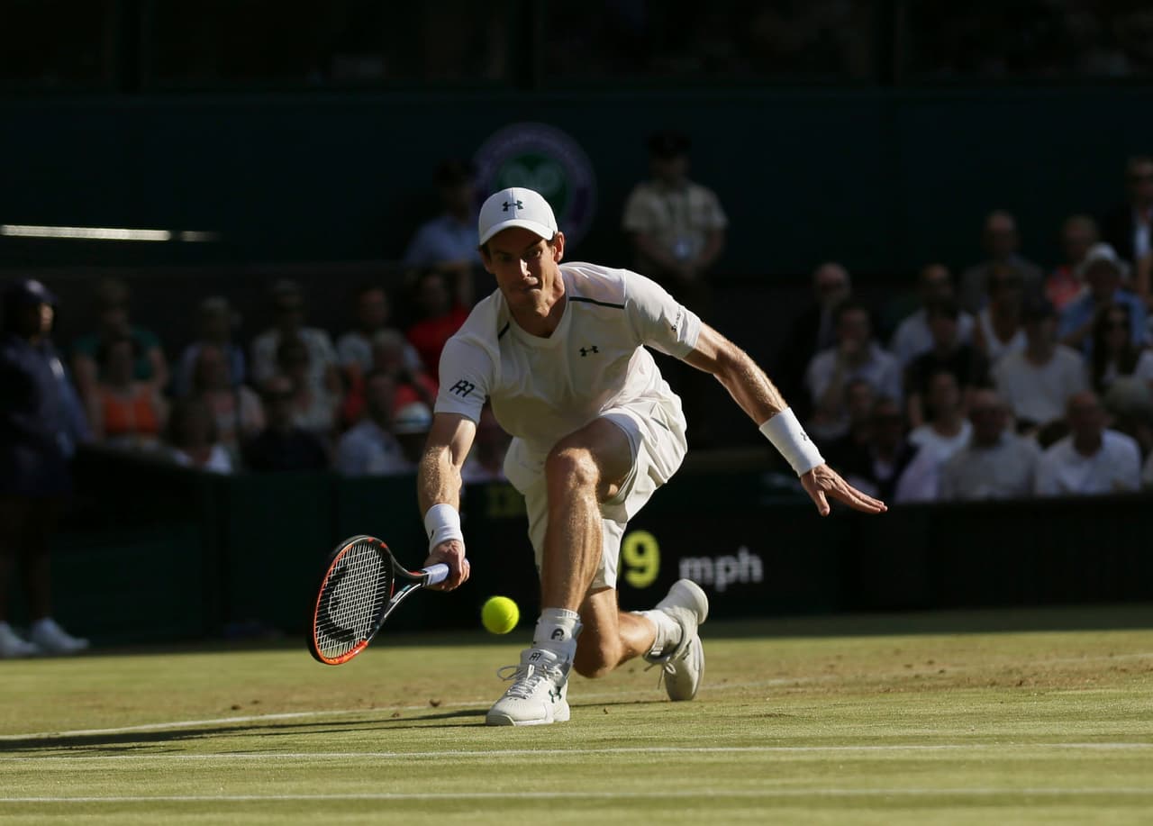 El escocés tuvo un partido controlado contra el alemán Dustin Brown con parciales 6-3, 6-2, 6-2.